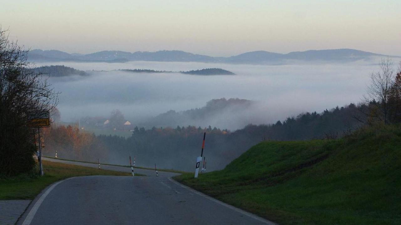 Ferienwohnungen Bauer - Auszeit Mit Ausblick Zenting Exteriér fotografie