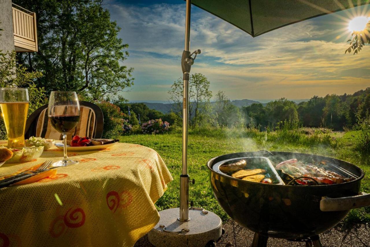 Ferienwohnungen Bauer - Auszeit Mit Ausblick Zenting Exteriér fotografie