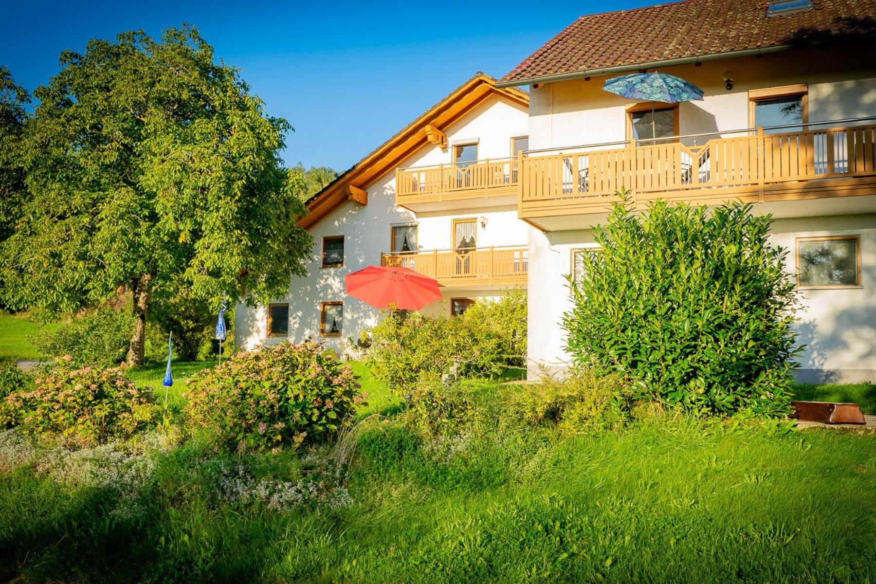 Ferienwohnungen Bauer - Auszeit Mit Ausblick Zenting Exteriér fotografie